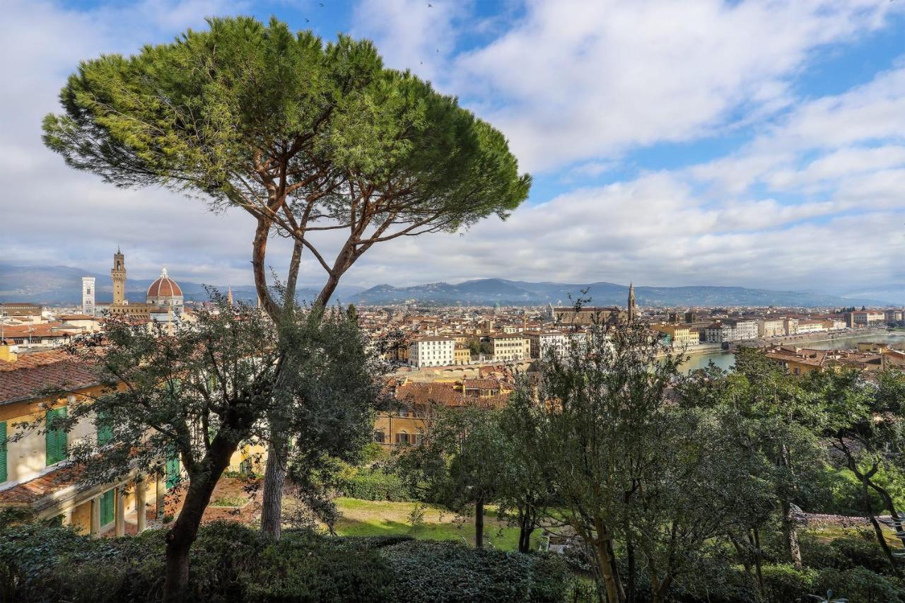 Florence In The Window- Unique View المظهر الخارجي الصورة